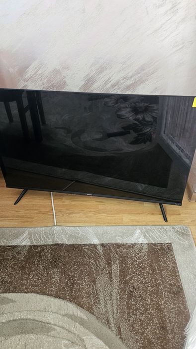 Tv Hisense diagonala de 108 cm
