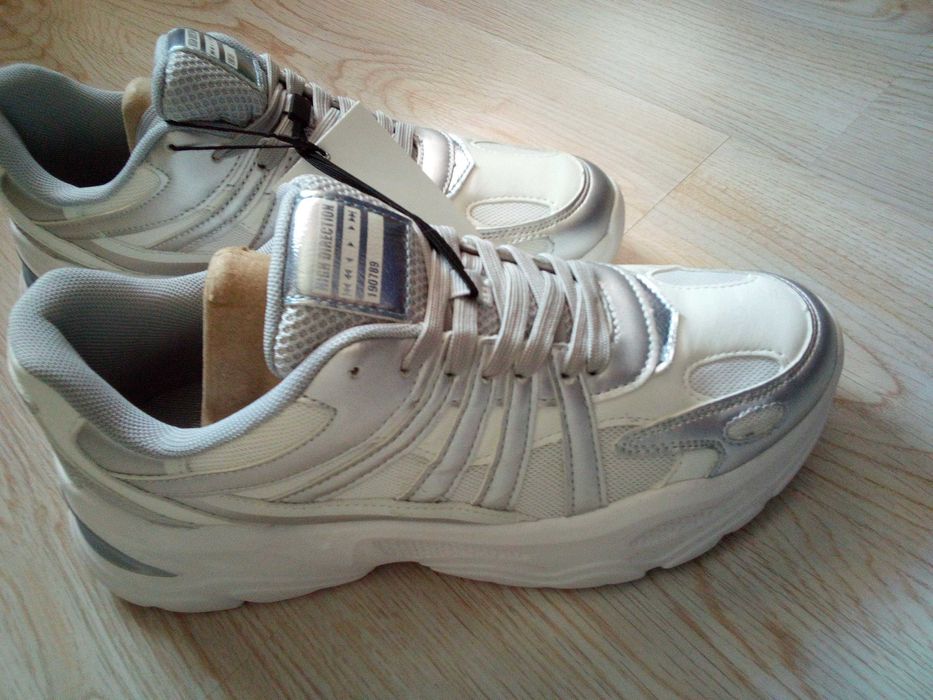 Нови маратонки "Bershka"