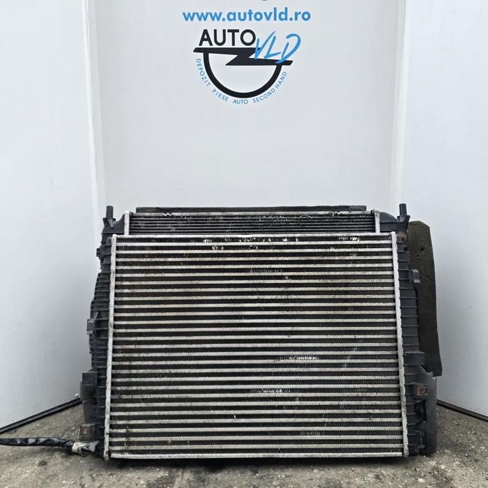 Ansamblu radiator cu ventilator Jaguar XF X250 2.2 Diesel