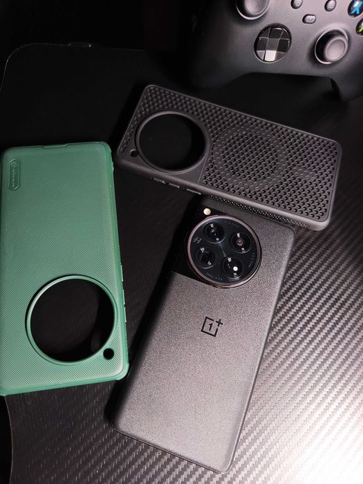 Продавам телефон OnePlus 12 512/16 E-SIM, глобална версия