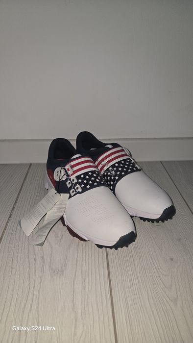 Кроссовки для гольфа