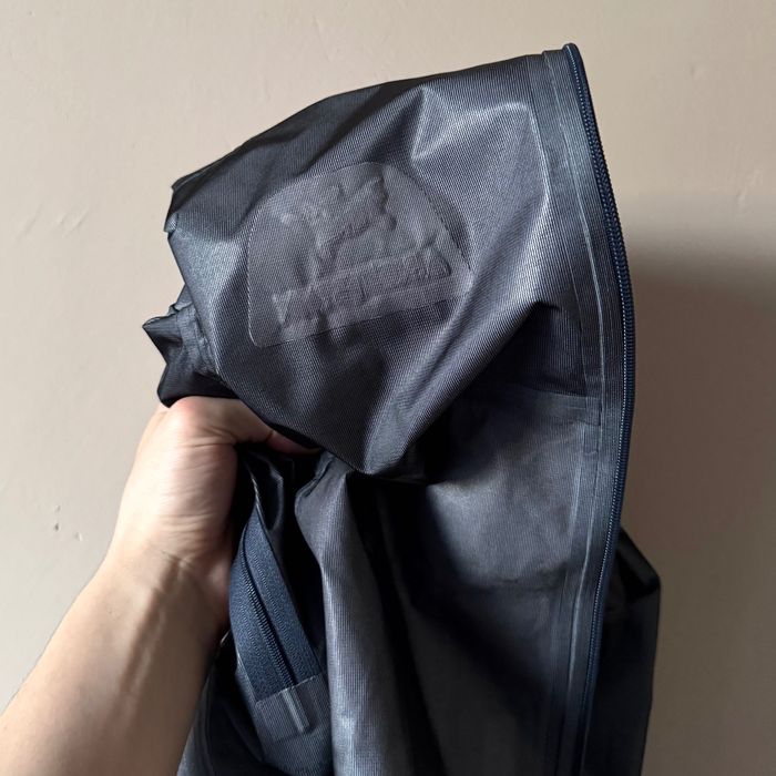 Леко яке Arcteryx ( Gore-Tex )