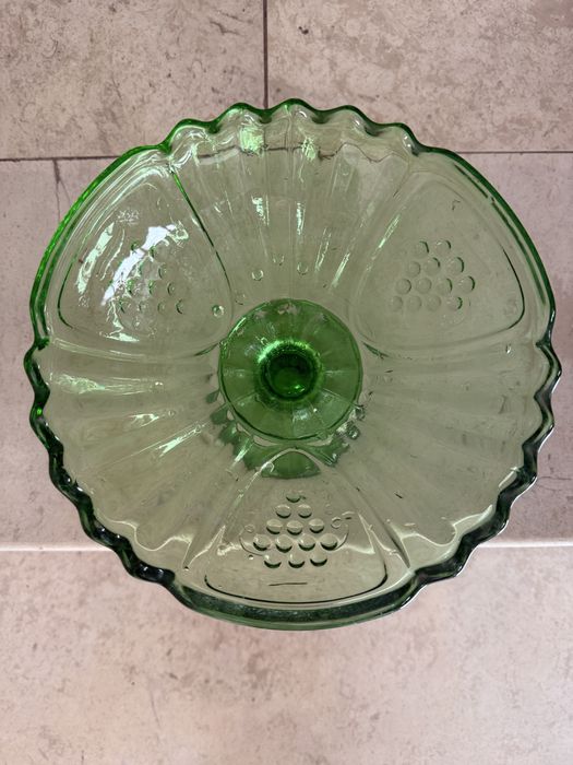 Стъклена фруктиера