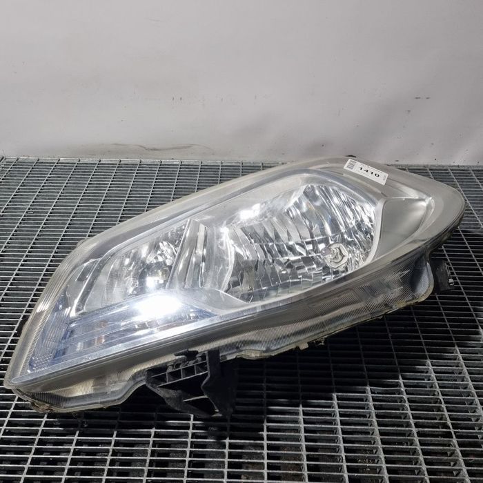 Far Stanga Suzuki SX4 S - Cross II 2013 - 2016 SUV 4 Usi (1410) Fara xenon