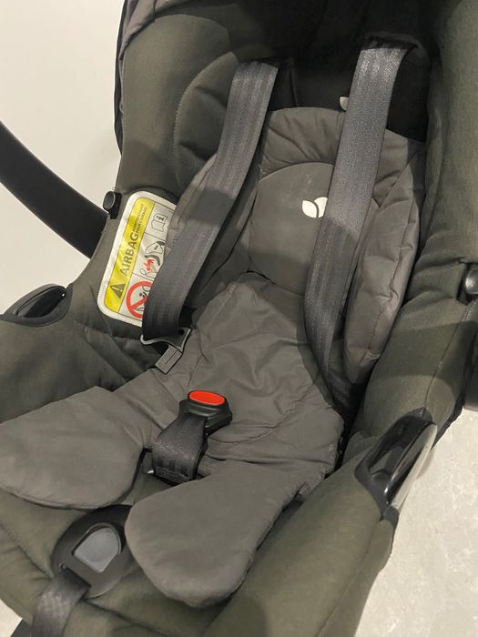 Кошче за кола Joie + база с Izofix