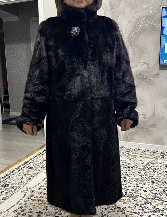 Продам  норковую шубу