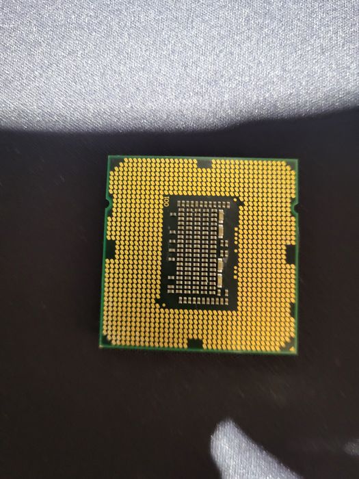 Два процессора Intel i5-3330 второй xeon x3440