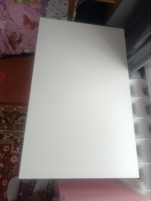 Продам стол новый