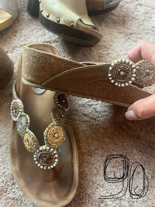 Saboti-papuci dn piele, marimea 37