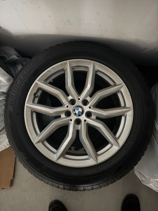 Зимни гуми с джанти за BMW x5 G05
