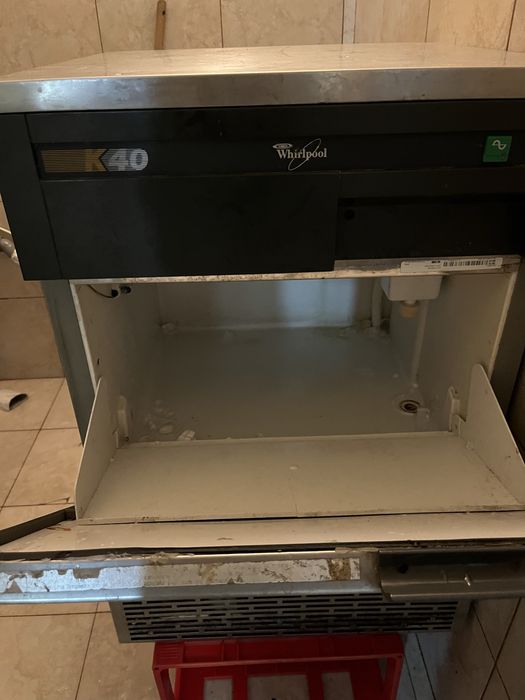 Vand masina de gheata K40