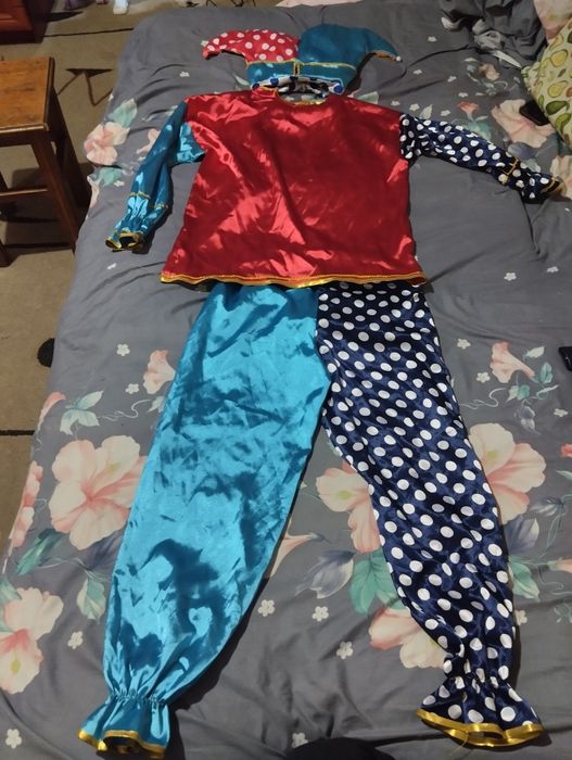 Продам костюм новогодний