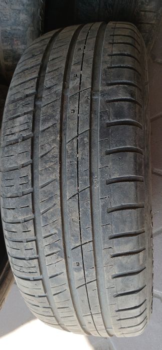 Продам шины 205/60/16