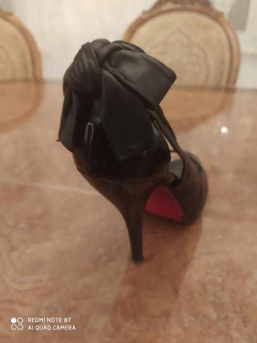 Туфли кожаные фирмы BASCONI 38