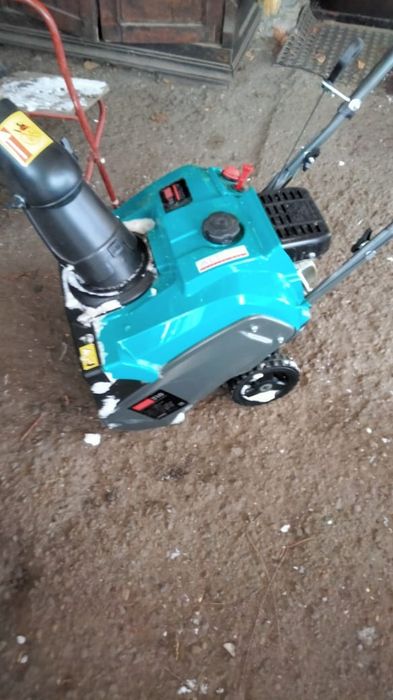 Снегоуборочная машина.