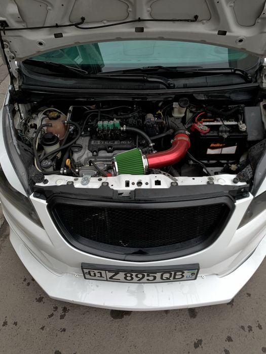 спарк 2019 наварот