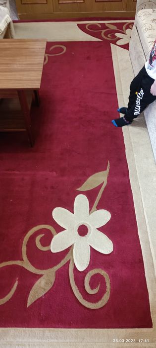 Продается ковёр.