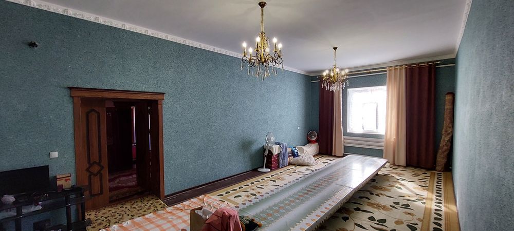 Майкалхозда жер жай сатылады срочно.