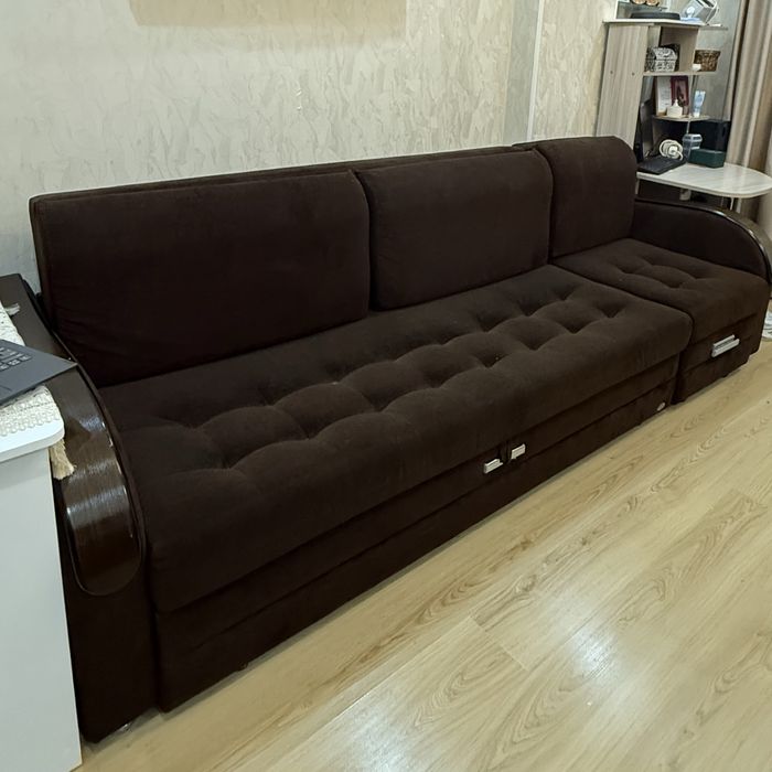 Продам диван в хорошем состоянии