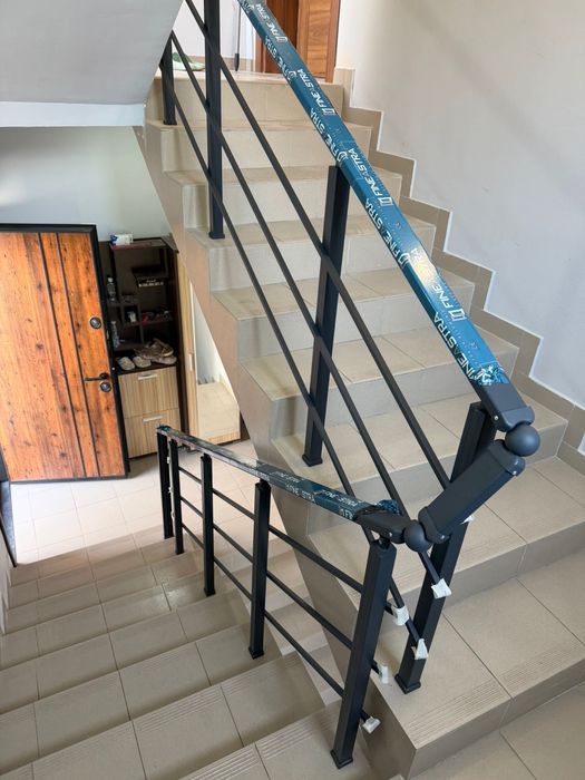 Алуминиеви и стъклени парапети