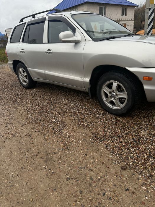 Hyundai Santa Fe срочно.