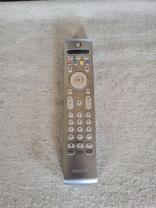 Telecomanda Originala Philips Ambilight. Perfect functionala.