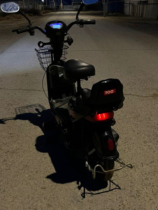 Скутер 700 snapy