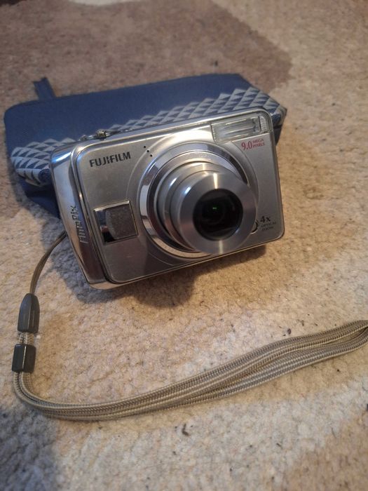 Camera Aparat foto video digital Fujifilm FinePix A900 data ora itp