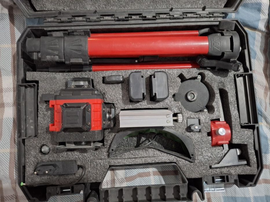 Лазерный уровень линейный VS-4Dдля стройки