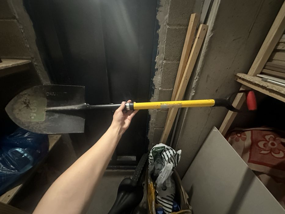 Продается Лопата садовая