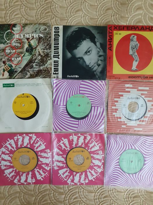 Стари грамофонни плочи