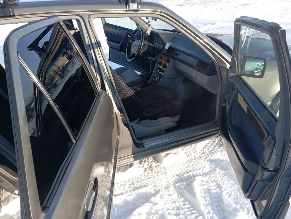 Мерседес 230 продам!