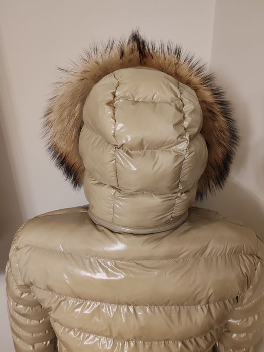 Geaca nouă de damă