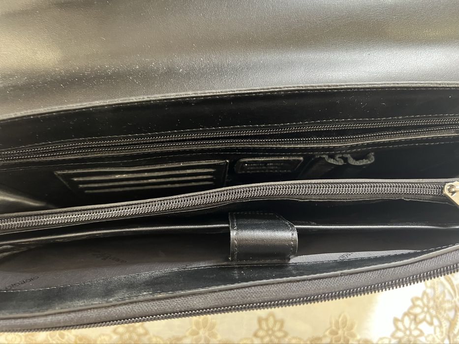 Портфель Giorgio Armani с кодовым замком