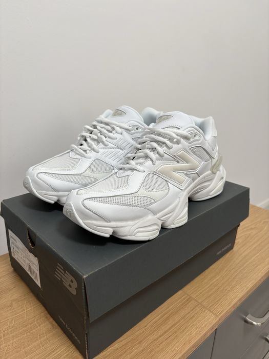 New Balance triple white