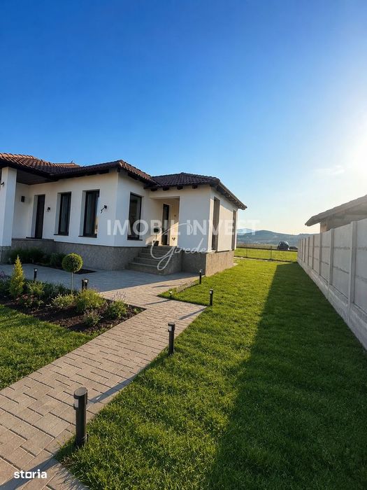 Casa individuala moderna, 3 dormitoare, 3 bai, teren 500 mp