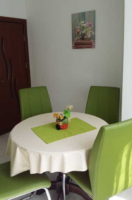 Дава се под наем Тристаен апартамент в Бургас, Зорница - 96 кв.м за 250 € - Снимка #1