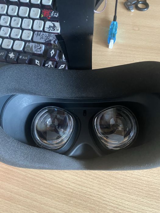Четкий Oculus Quest2 в продаже