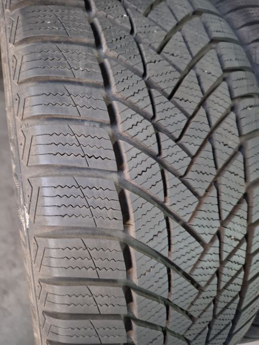 225/45R17 Matador