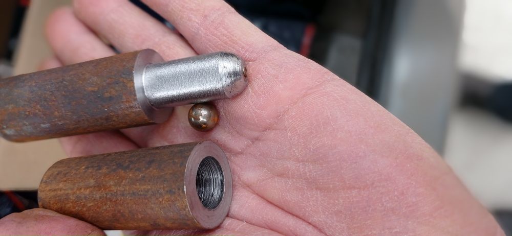 Навесы дверные, для ворот, калиток