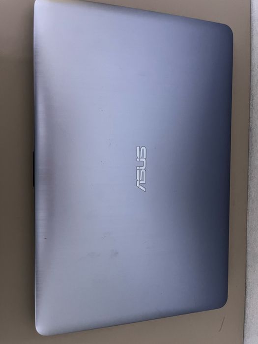Ноутбук asus……..