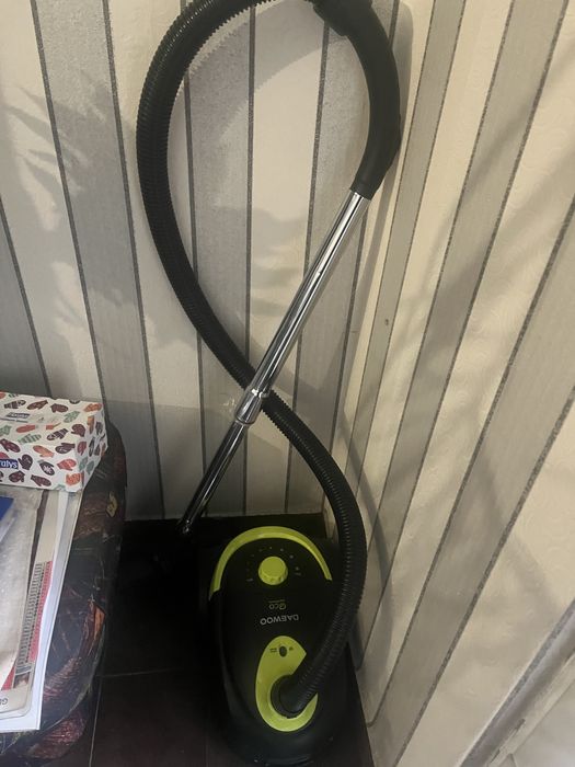 Продавам прахосмукачка