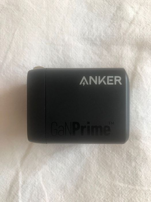 Зарядно устройство Anker GaNPrime 67W