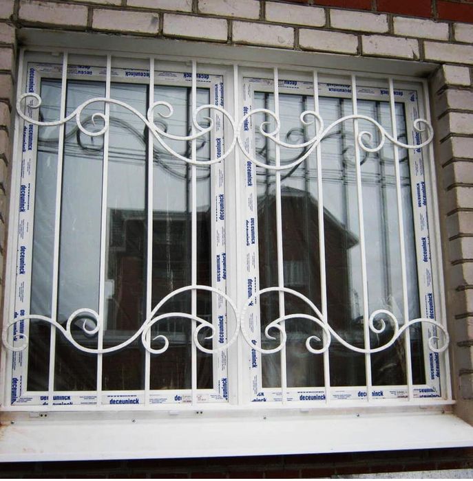 Перила лестнице козырьки