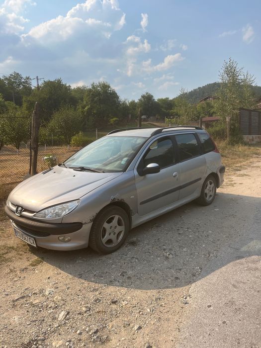 Автомобил Пежо 206 sw на части