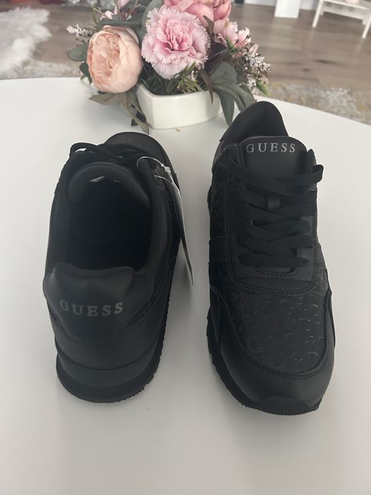 Adidasi Guess, Noi ,Originali