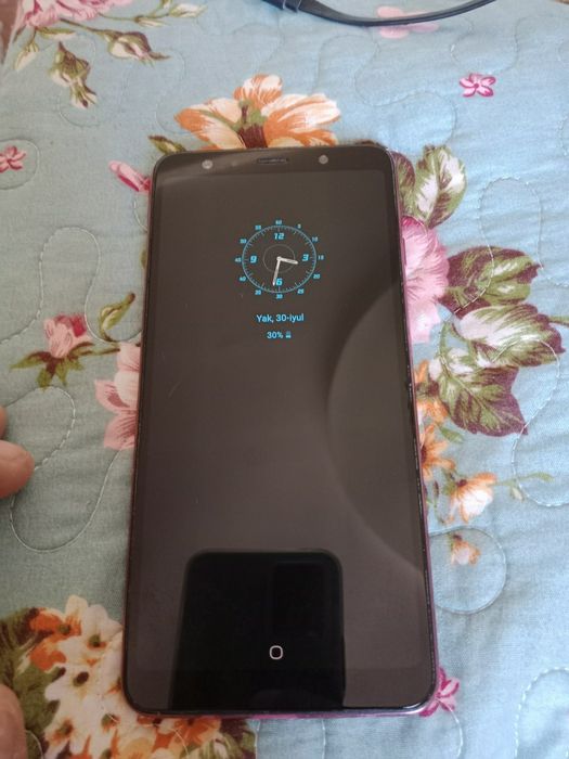 Samsung A7 2018 bez karopka