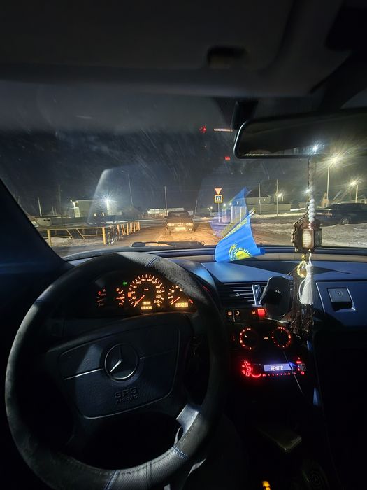 ХОРОШО Мерседес,с 180 Двигателя m111111