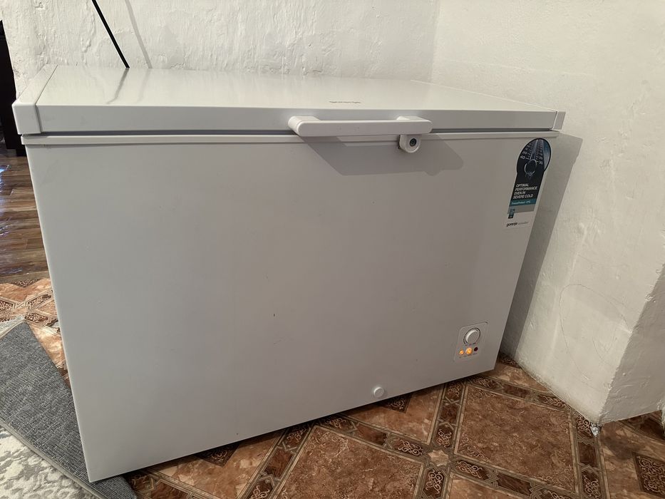 Продам морозильную камеру