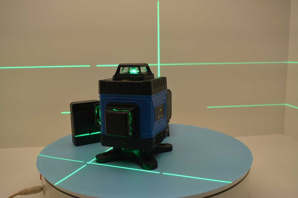 Superoferta CONTINE doi acumulatori litiu  Promo Nivela unda laser Verde 4D profesional fara telecomanda  Reducere Nivelă Laser kkamoon 16 linii 4D  f